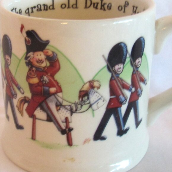 Anderton Pottery The Duke Nursery Rhyme Childs Dish Trio NWOT, Kings Guard B333 - Picture 3 of 11